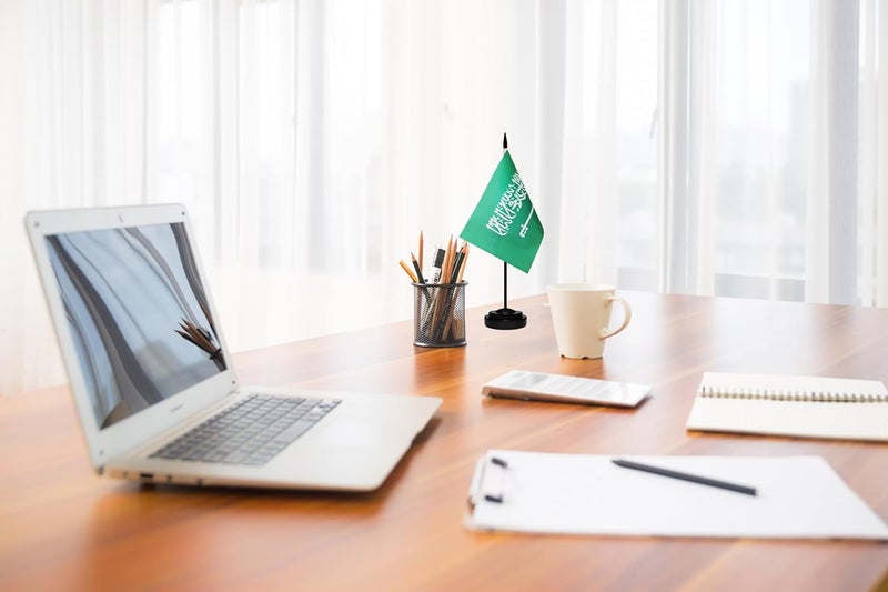 tibijoy Saudi Arabia Saudi Arabian Miniature Deluxe Table Flag Set (2 Pack) - Green, 8.2" x 5.5" (W x L), UV Resistant, Perfect Patriotic Decoration for Home & Offices - Image 4